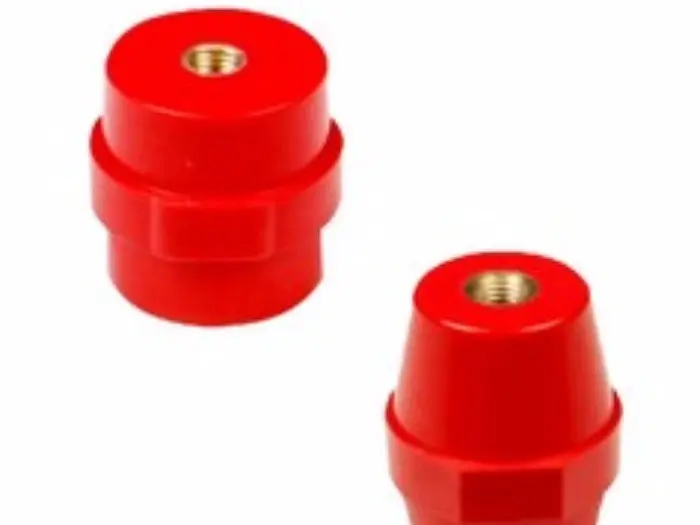 Aislador de 3.6KV, 50X50, con Pernos